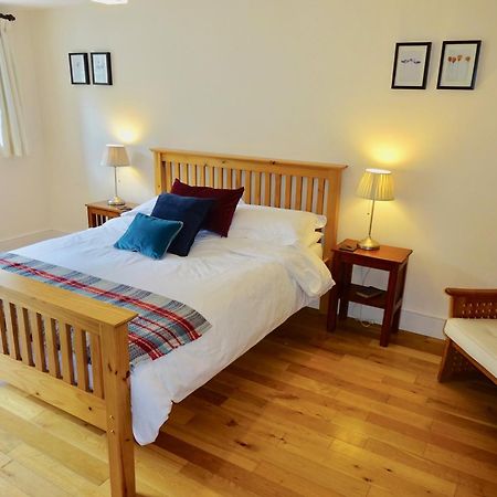 Glanhenwye Courtyard Cottages Glasbury ภายนอก รูปภาพ