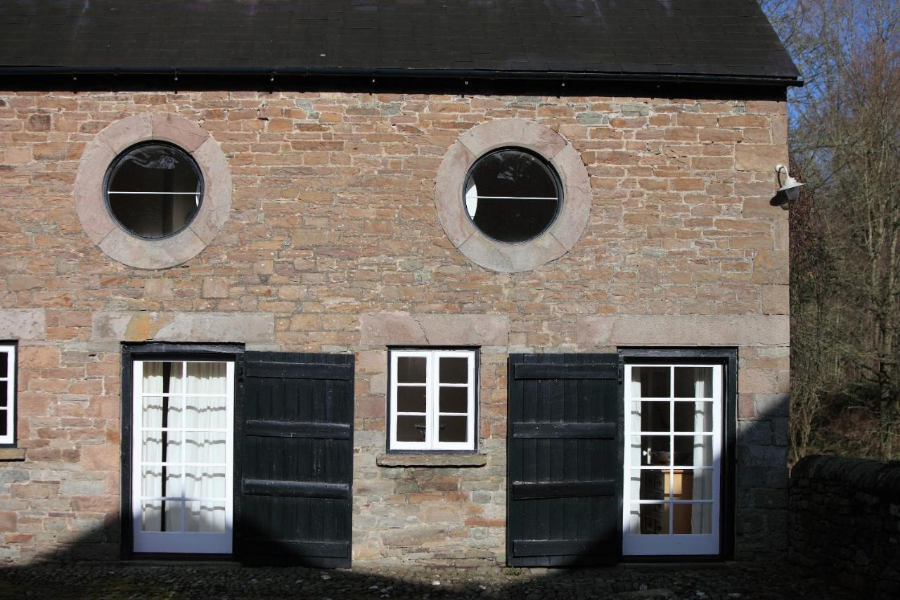 Glanhenwye Courtyard Cottages Glasbury ภายนอก รูปภาพ