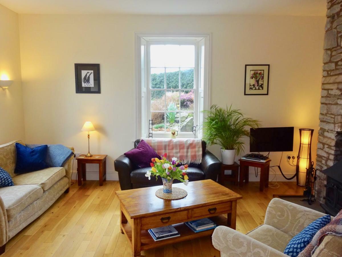 Glanhenwye Courtyard Cottages Glasbury ภายนอก รูปภาพ
