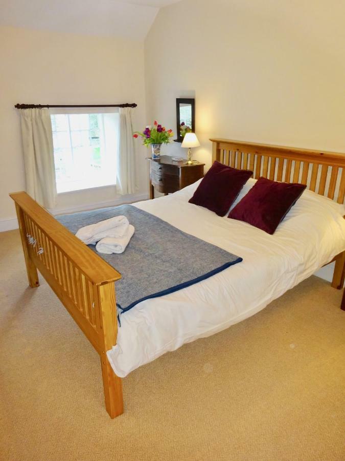 Glanhenwye Courtyard Cottages Glasbury ภายนอก รูปภาพ