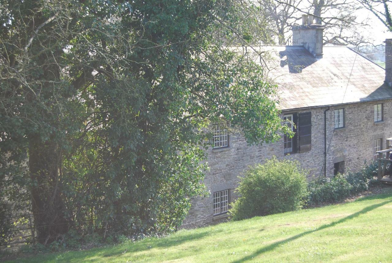 Glanhenwye Courtyard Cottages Glasbury ภายนอก รูปภาพ